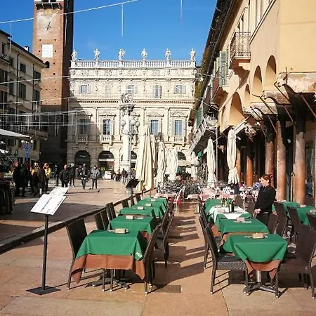 Fiorello'S House 02309-Loc-04779 Verona Exterior photo